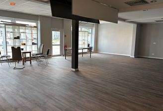 Große Schaufensterfront