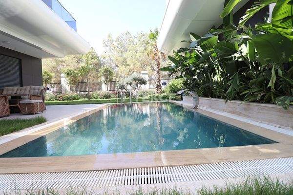 Elegant Villas Near the Airport in Antalya Muratpaşa