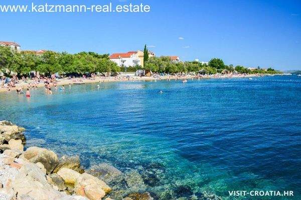 Traumhafte Meerfront-Investition: Direkte Strandlage mit kristallklarem Wasser und Urlaubspotenzial!