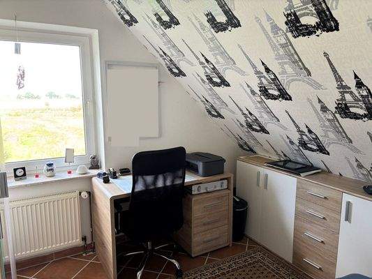 Arbeits- o. Gästezimmer