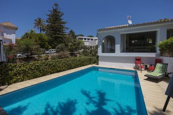 Photo: Villa in Marbella East