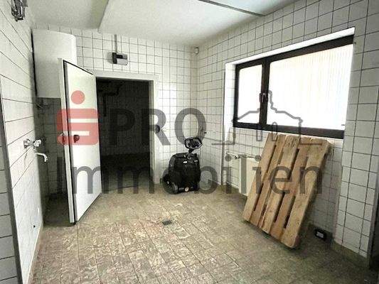 weiterer Raum