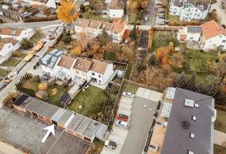 Südansicht mit eingezeichnetem Grundstück