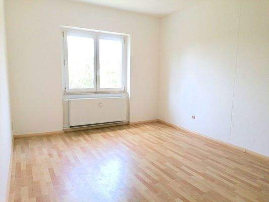 Zimmer 3 mit Laminat