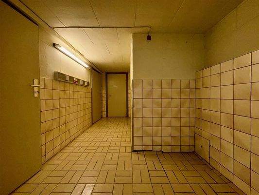 Flur Keller (rechter Hausteil)