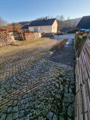 Zufahrt zum Grundstück