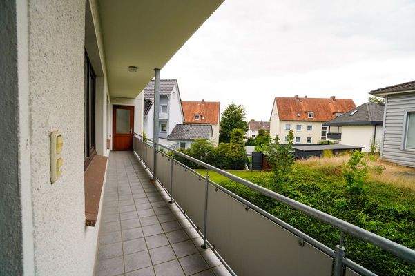 Treppenhaustür u. Laubengang