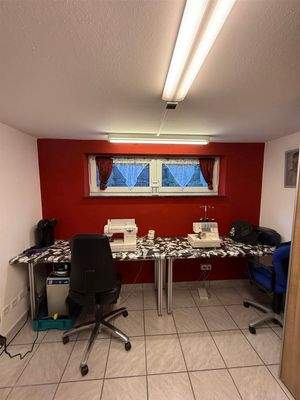 Arbeitszimmer im UG mit Tageslicht