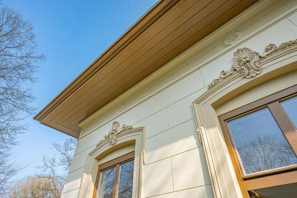 Aufwendig sanierte Fassade