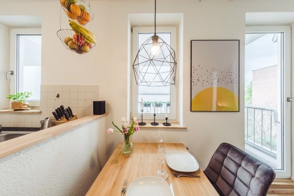 living room/ kitchen