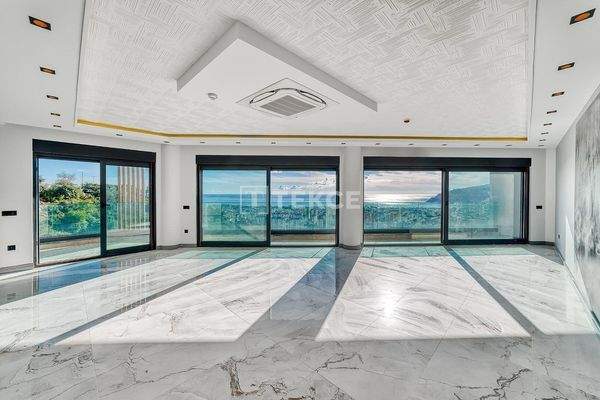 Detached Villas with Private Pools in a Calm Location in Alanya