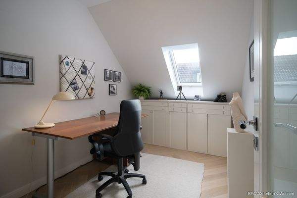 Büro / Schlafzimmer