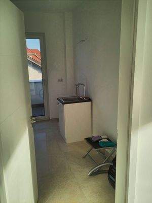 21 HWR oder Kammer (neben Küche)