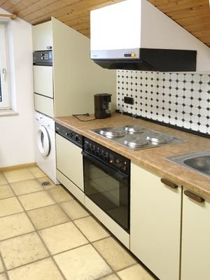 Wohnung DG links Bild 3.jpg