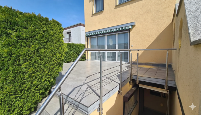 12 Zugang Terrasse.png