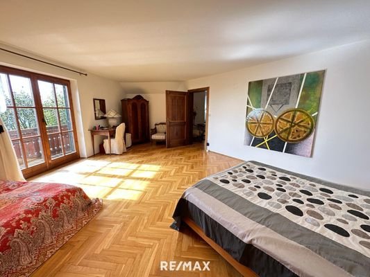 Schlafzimmer DG