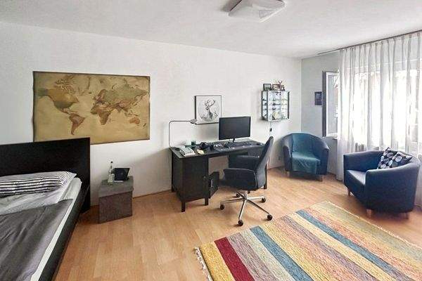 Schlaf-/Büro-/ Gästezimmer