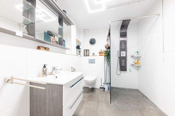 Badezimmer - 1. Obergeschoss