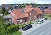 Straßenansicht links