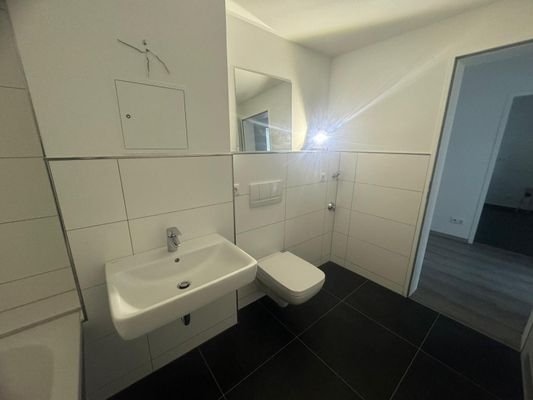 Badezimmer mit WM-Anschluss