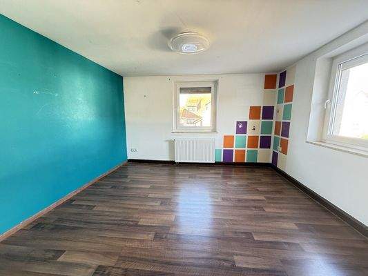 Arbeits-, Kinder- oder Gästezimmer OG