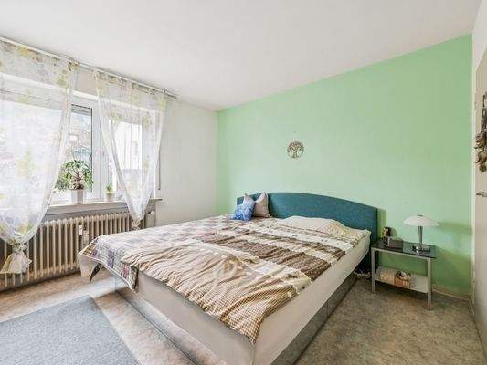 OG links Schlafzimmer