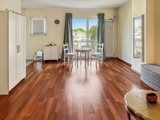 Wohnzimmer Ansicht 2