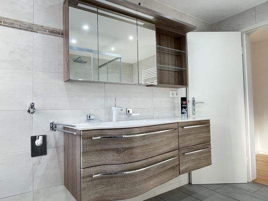 Alles Neu und modern