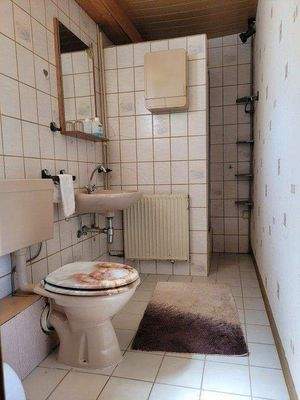 Duschbad im Untergeschoss