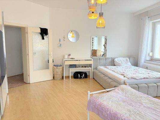 Wohnzimmer / Kinderzimmer 1