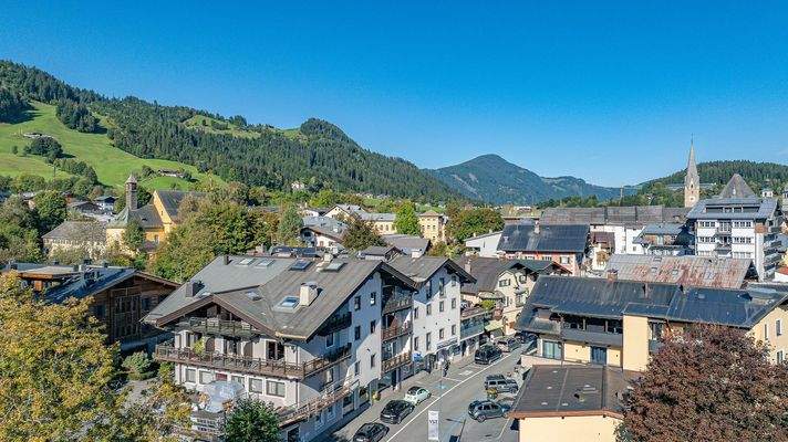 KITZIMMO-Repräsentatives Büro in Top-Zentrumslage mieten - Immobilien Kitzbühel.