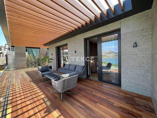 Villas in Project with Private Beach and Pier in Bodrum