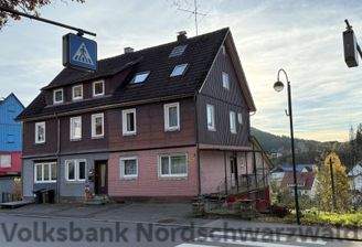 Doppelhaushälfte mit Potenzial