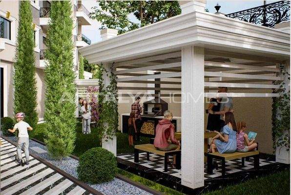 Elegant Flats for Sale 900 m from the Beach in Alanya