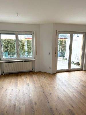 EG: Wohnen und Essen