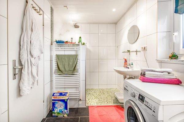 Badezimmer im Erdgeschoss
