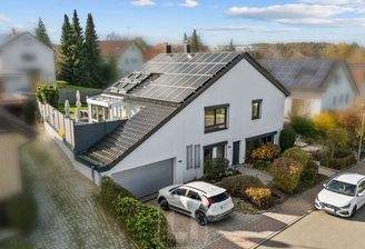 Große Photovoltaikanlage