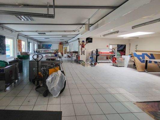 Gebäude 2, Produktion