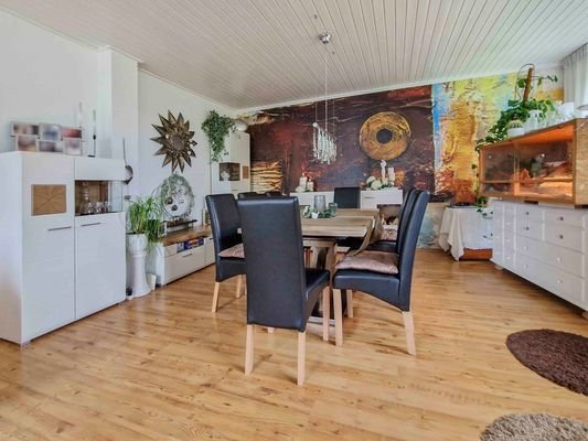 DG-Wohnung Wohnzimmer