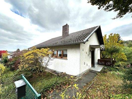 Gartenfreunde aufgepasst! EFH zentral in Königswinter-Thomasberg