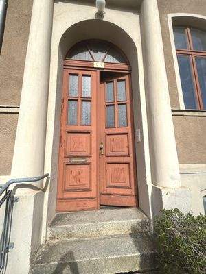 Hauseingang Straßenseite