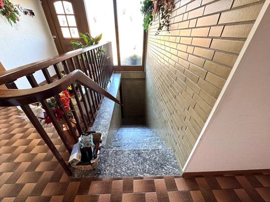 Treppe zum KG