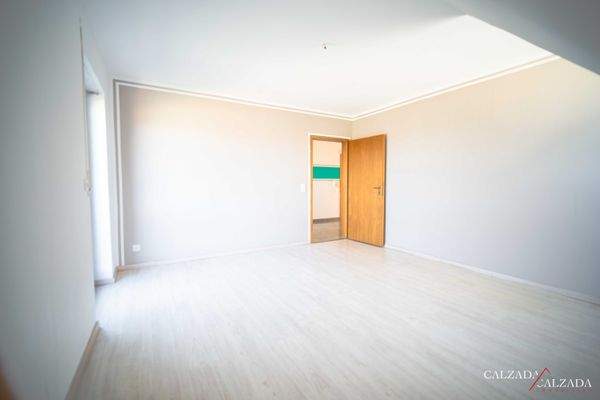 1. Stock - Schlafzimmer.jpg