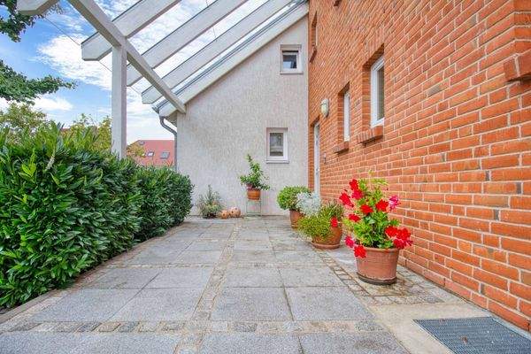 Eingangsbereich Außen