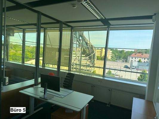 Büro 5