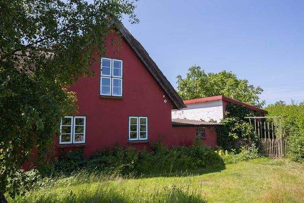 05 - Wohnhaus aussen 8.jpg