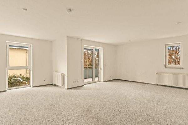 Sehr geräumiges Wohnzimmer