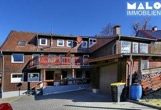 7021 - 0004 Hausansicht