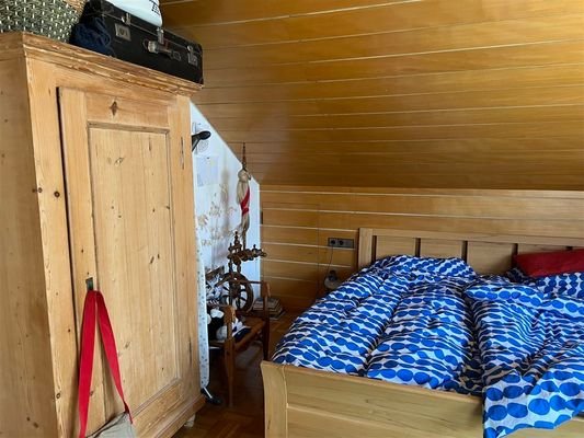 Schlafzimmer DG