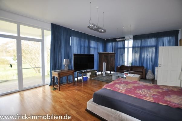 56-Zimmer 2 EG Hinterhaus.JPG